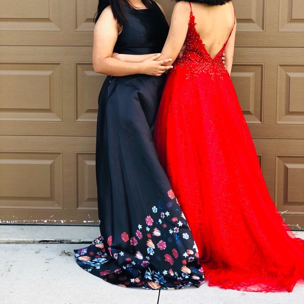 Long DRESS - Picture 4 of 4